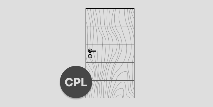 Abbildung einer Zimmertür mit Holzmaserung, Türdrücker und Schloss. Auf dem Türblatt sind vier Querrillen zu sehen, die im gleichen Abstand zueinander angeordnet sind.  Links unten auf der Tür ist ein runder Störer platziert in dem der Hinweis "CPL" steht.